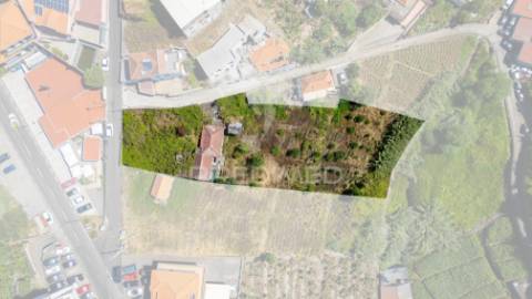 Terreno rústico com capacidade de construção na ponta do sol - ilha da madeira.