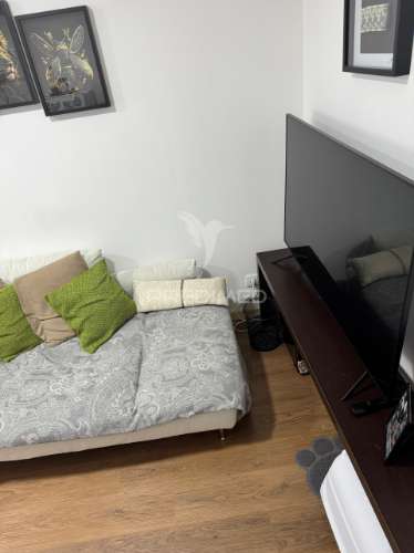 Moradia com 6 apartamentos independentes