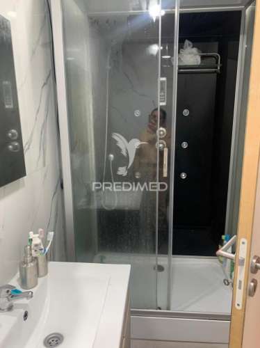 Moradia com 6 apartamentos independentes