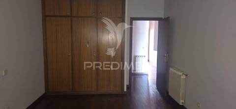 Apartamento t5 duplex com 211 m² no coração da cidade de braga