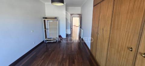 Apartamento t5 duplex com 211 m² no coração da cidade de braga