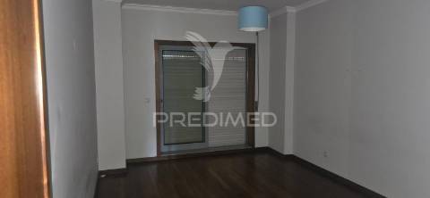 Apartamento t5 duplex com 211 m² no coração da cidade de braga