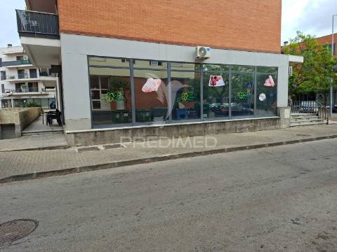 Trespasse em alhos vedros