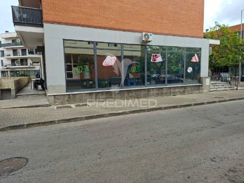 Trespasse em alhos vedros