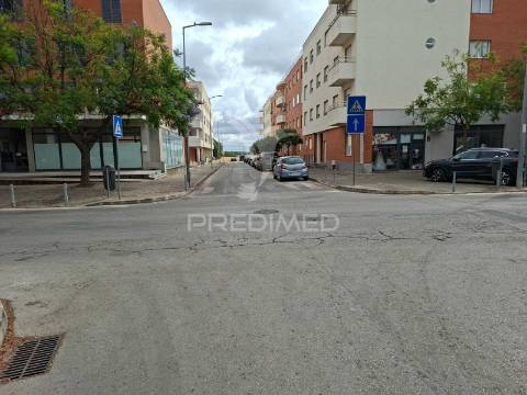 Trespasse em alhos vedros