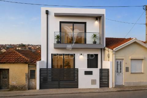 Moradia t3 moderna na gafanha da nazaré | perto do jardim oudinot