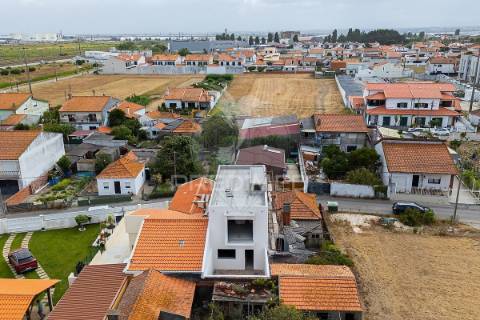 Moradia t3 moderna na gafanha da nazaré | perto do jardim oudinot