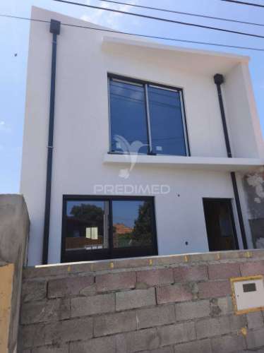 Moradia t3 moderna na gafanha da nazaré | perto do jardim oudinot