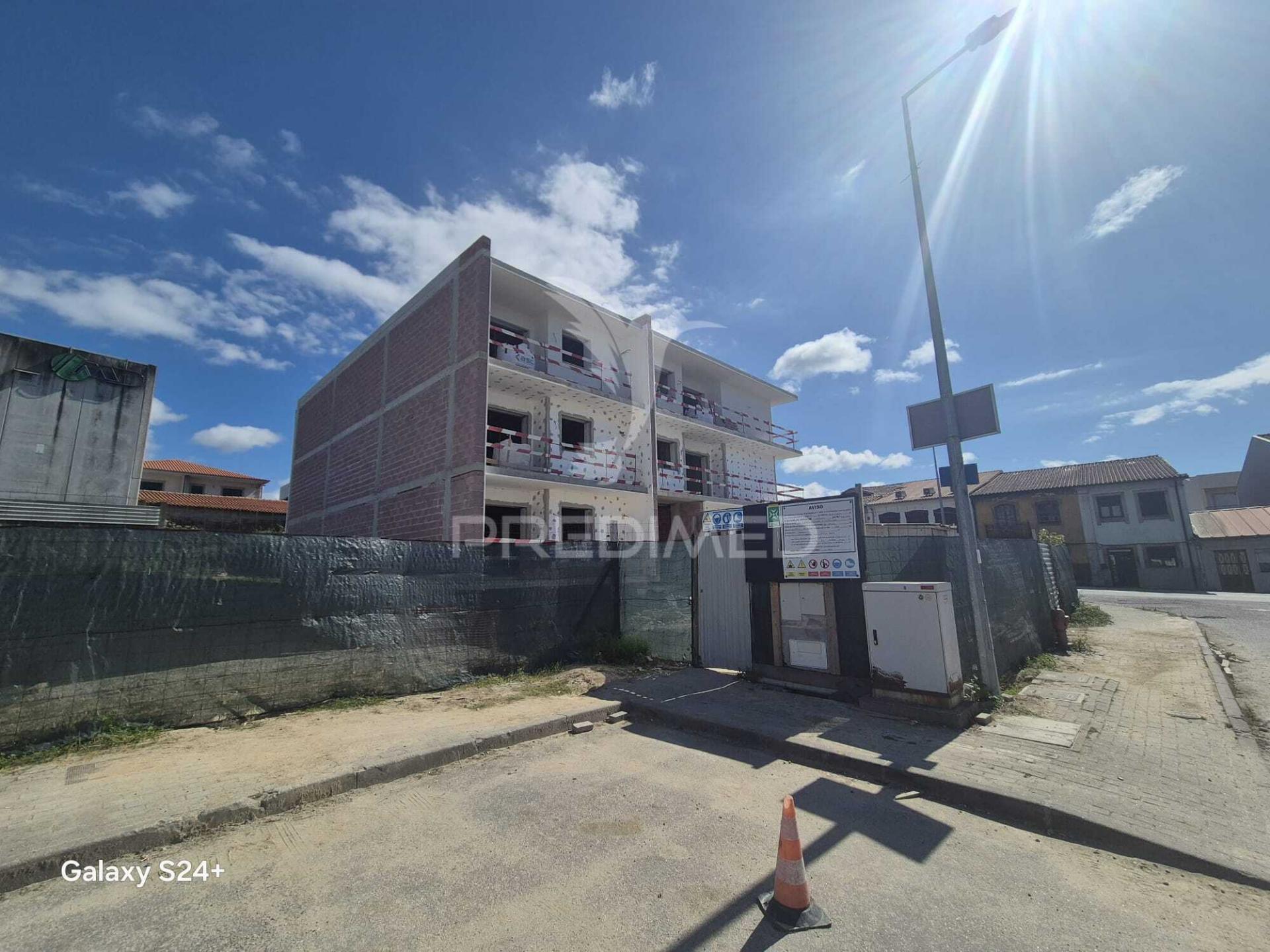 Apartamento t1 novo – frossos (braga)