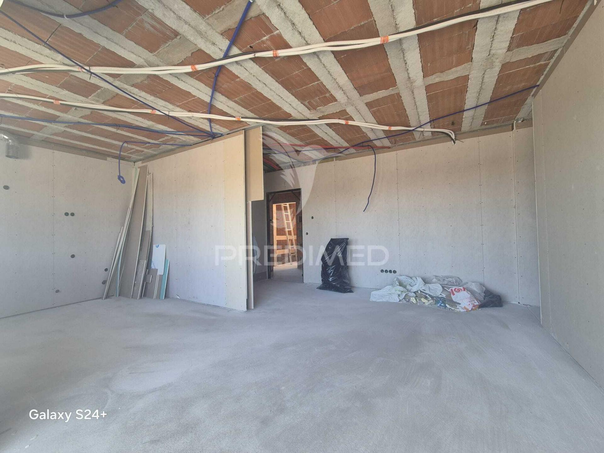 Apartamento t1 novo – frossos (braga)