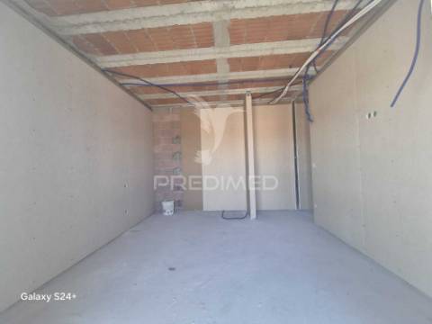 Apartamento t1 novo – frossos (braga)