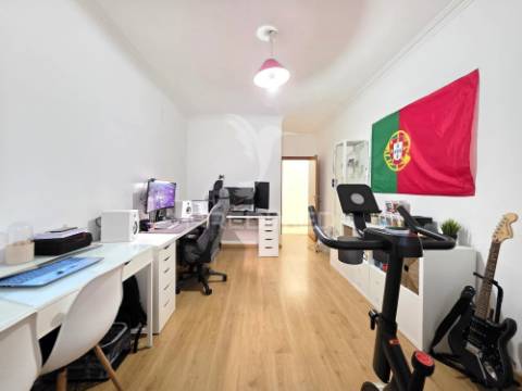 Apartamento t2 | com piscina | entroncamento