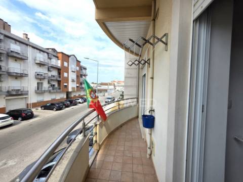 Apartamento t2 | com piscina | entroncamento