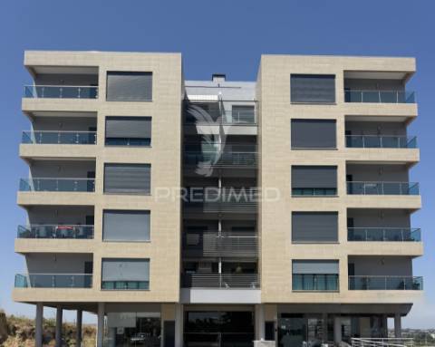 Apartamento t3 com garagem e elevador | torres novas
