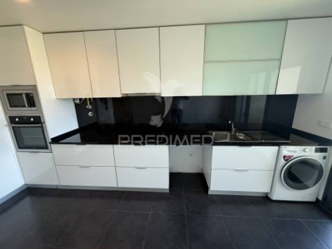Apartamento t3 com garagem e elevador | torres novas