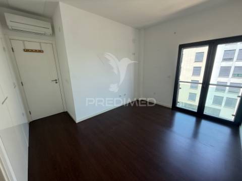 Apartamento t3 com garagem e elevador | torres novas