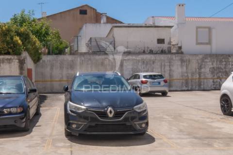 Apartamento t1+1 no condominio quinta do solar (carregado)
