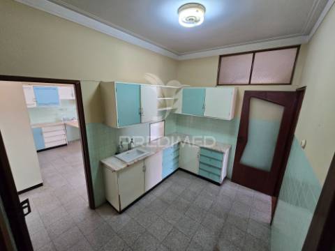 Espaço, luminosidade e uma localização privilegiada no coração de beja.