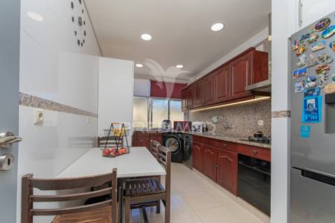 Apartamento t2 no forte da casa