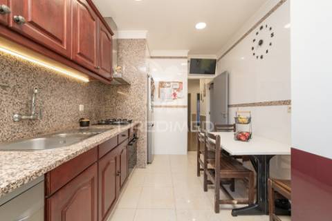 Apartamento t2 no forte da casa