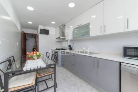 Apartamento t3 no forte da casa