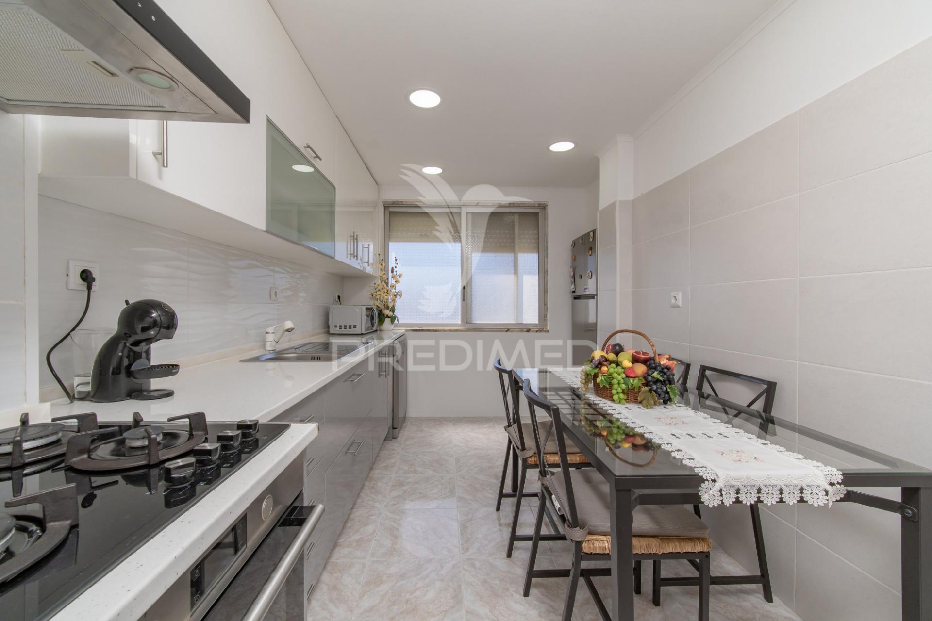 Apartamento t3 no forte da casa