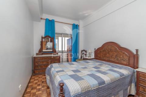 Apartamento t3 no forte da casa