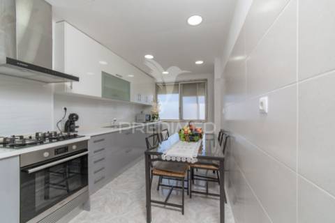 Apartamento t3 no forte da casa