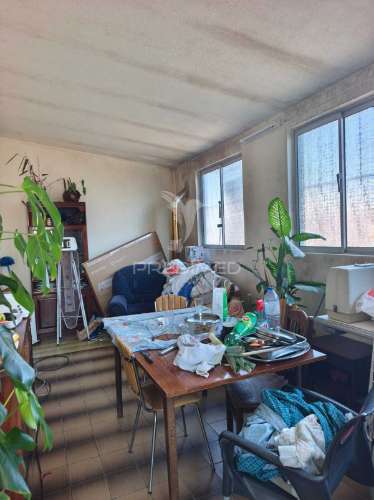 Moradia + loja / escritório + terreno