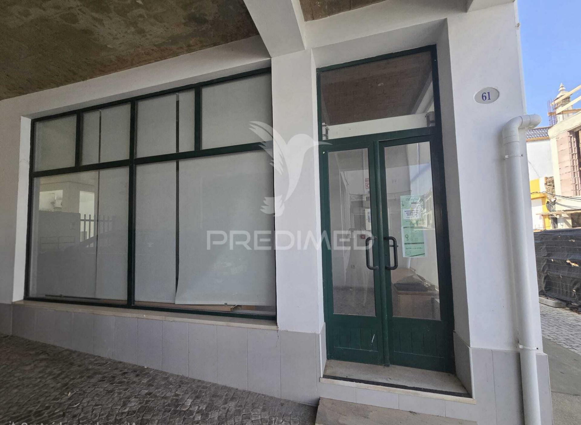 Loja comercial no centro de castro verde | excelente visibilidade