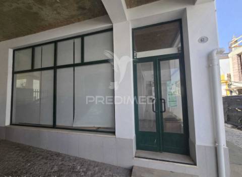 Loja comercial no centro de castro verde | excelente visibilidade
