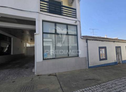 Loja comercial no centro de castro verde | excelente visibilidade