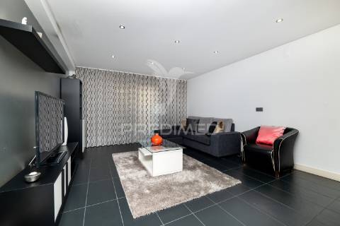 Apartamento t2 - quinta da capela, s. lázaro (arrendamento)