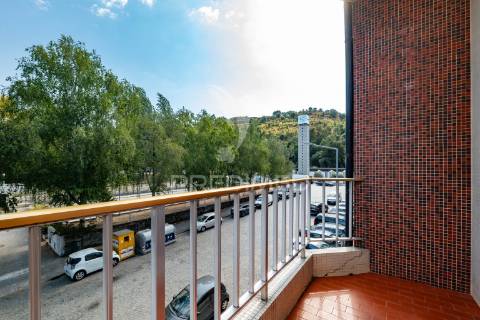 Apartamento t2 - quinta da capela, s. lázaro (arrendamento)
