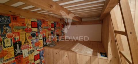 Moradia t2+1 renovada no bairro da chasa - conforto, luz e funcionalidade