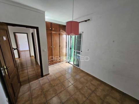Moradia t3 com quintal - garagem - bairro europa- elvas