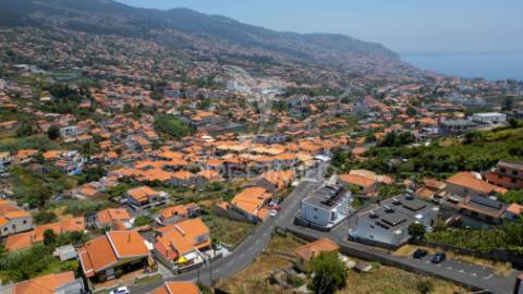 Lote de terreno para moradia | funchal