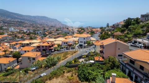 Lote de terreno para moradia | funchal