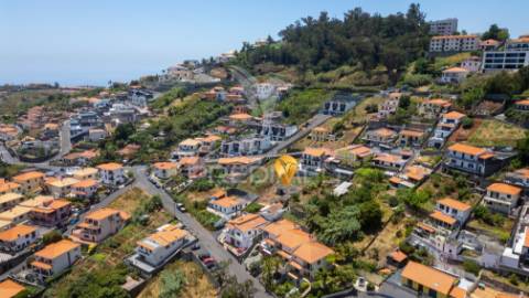 Lote de terreno para moradia | funchal