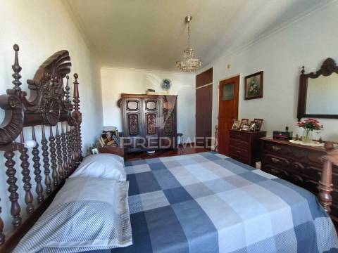 Apartamento t4 em paço de arcos | excelente localização