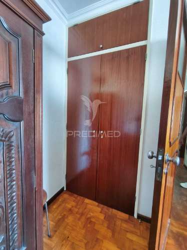 Apartamento t4 em paço de arcos | excelente localização