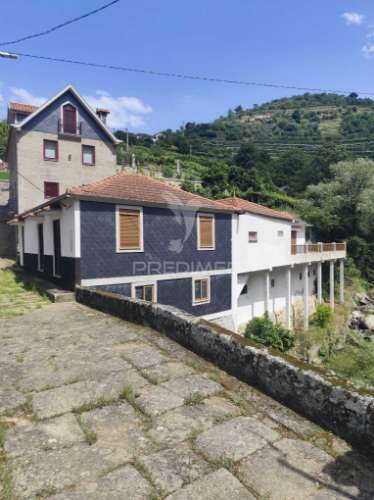 Fantástico t4 renovado  em resende