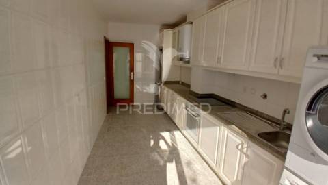 T2 com 2 terraços e garagem em macieira da maia,  vila do conde