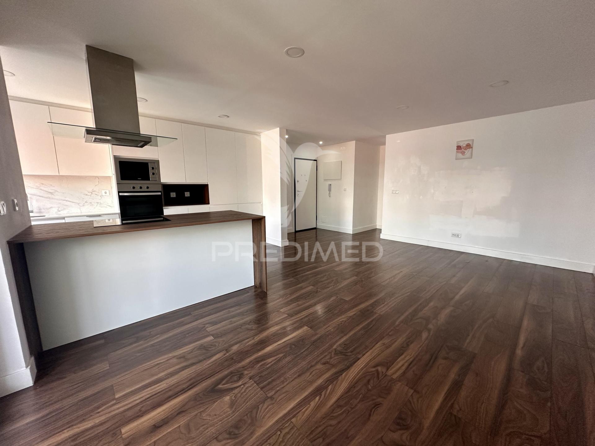 Apartamento t3 remodelado na fonte do lavra