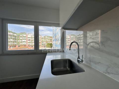 Apartamento t3 remodelado na fonte do lavra