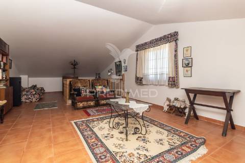Moradia triplex t3/t4 com garagem