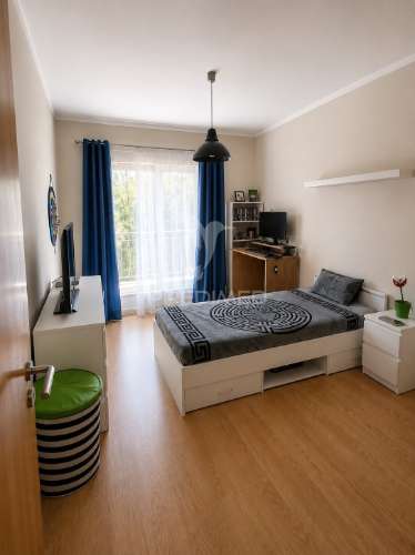 Apartamento t3 com garagem box dupla e sótão | mira de aire