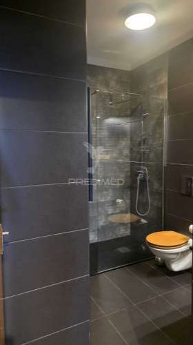 Apartamento t2 para arrendamento – centro histórico de alcobaça