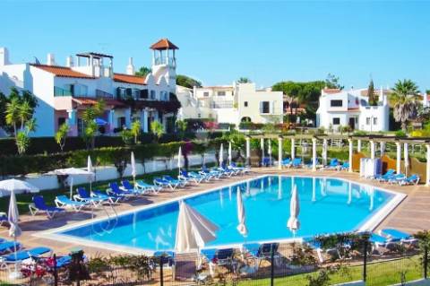 Apartamento t2 em vilamoura no condominio old village