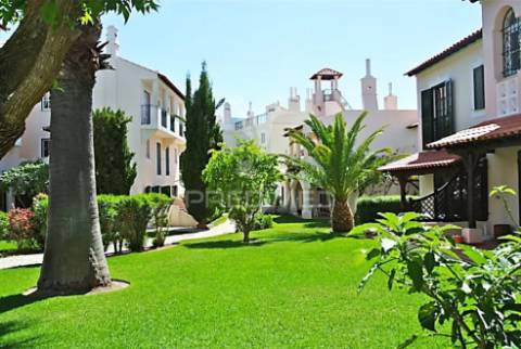 Apartamento t2 em vilamoura no condominio old village
